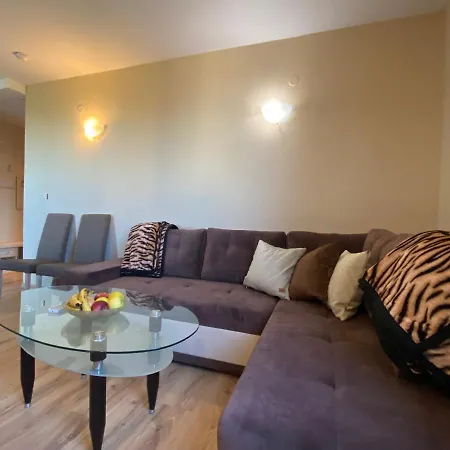 Avalon D608 Big Baolcony Sunny